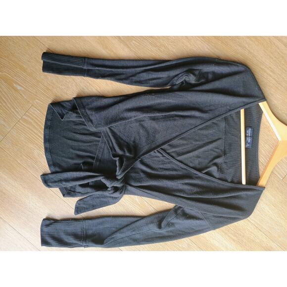 Abercrombie & Fitch Soft A&F Black Faux Wrap Tie Waist Sweater Top ballet Core - Picture 5 of 10